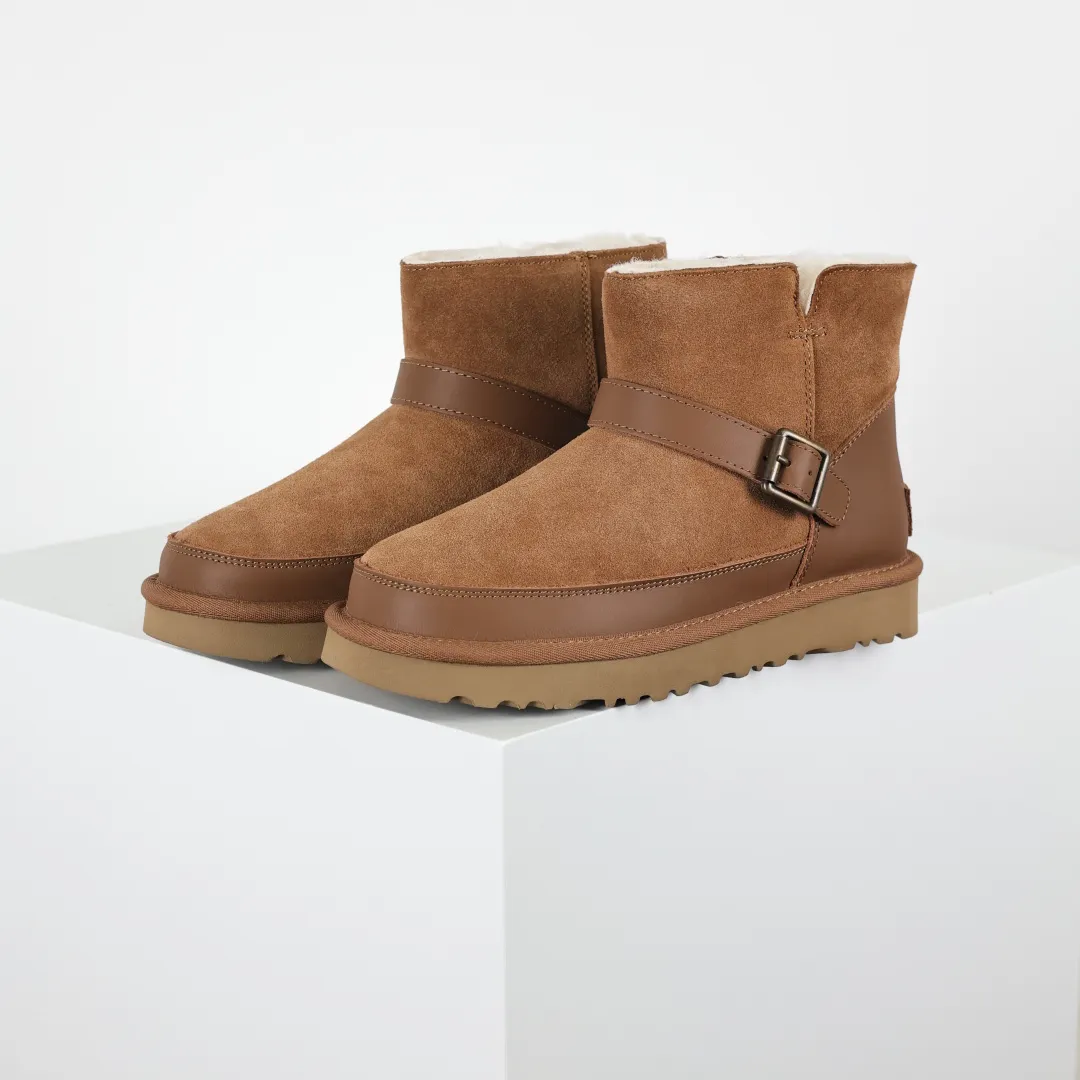 Copywriting price 💰600 The core recommendation is good price. The platform’s foreign trade is exclusively for UGG Classic women’s snow boots 1174512. Produced by the ten-year-old brand shoemaking factory production line. Pay attention to every detail. Longfeng A-grade genuine sheep fur is integrated. It is built in full compliance with the ZP process. Size: 35 36 37 38 39 40